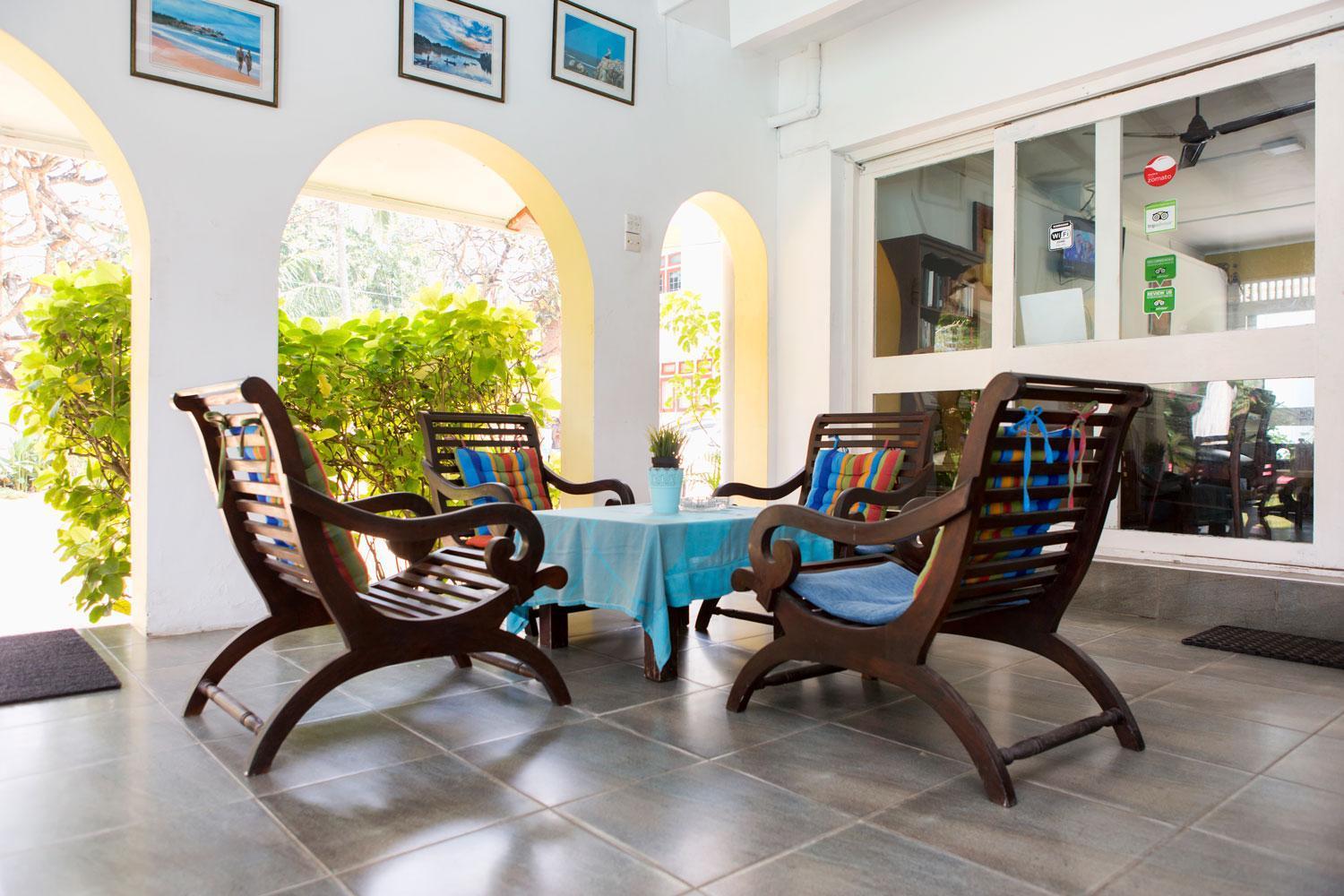 Ranveli Beach Hotel Dehiwala-Mount Lavinia Exteriör bild