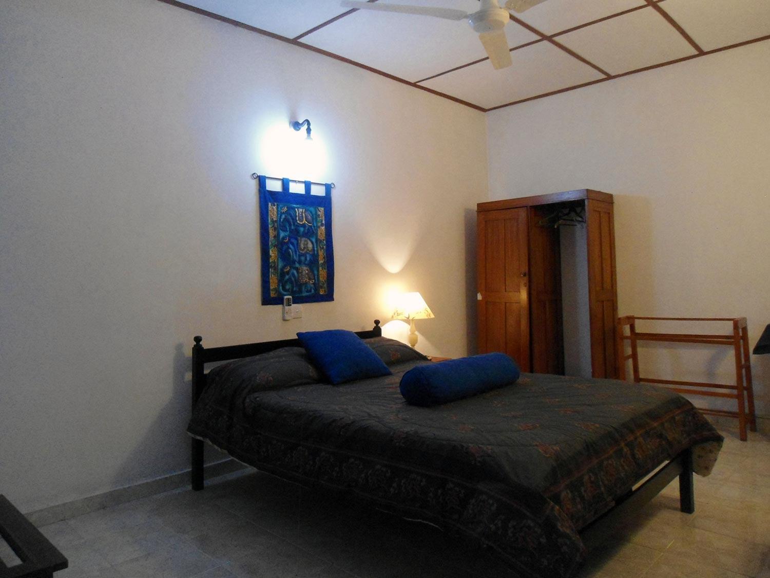 Ranveli Beach Hotel Dehiwala-Mount Lavinia Exteriör bild